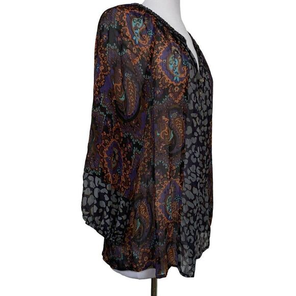 Figueroa & flower Sz L Beaded V-Neck Pop Art Print Semi Sheer Pullover Top - Picture 5 of 7